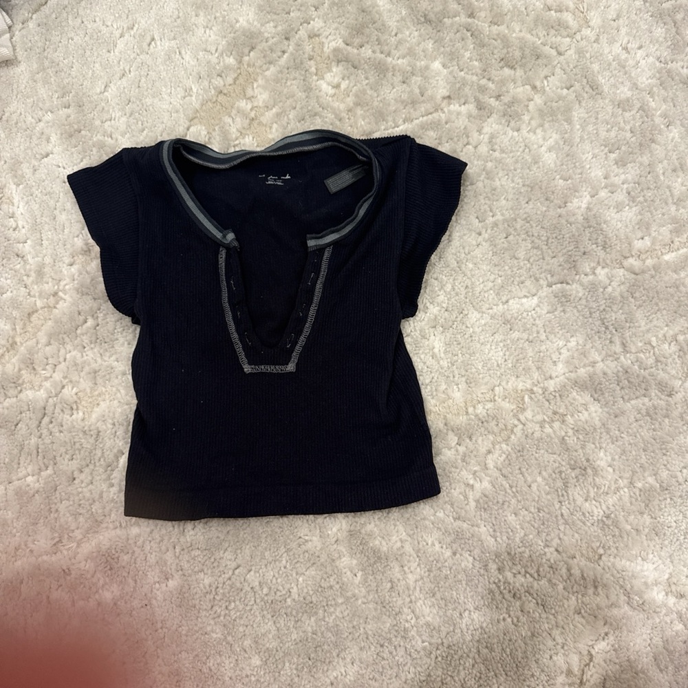 Women's Ribbed Top - Picture 2 of 3